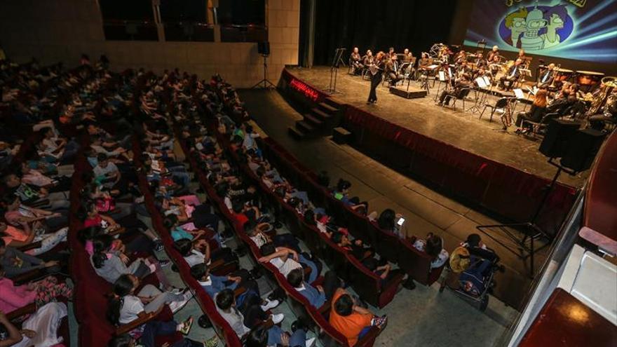 Concierto de Semana Santa, por la Banda Municipal, en el López