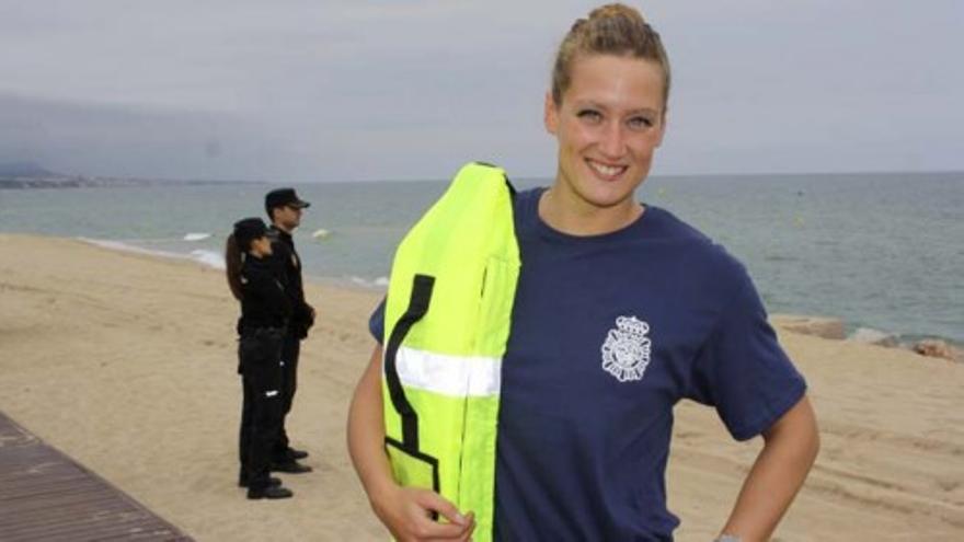 Mireia Belmonte pide precaución en playas, lagos y piscinas