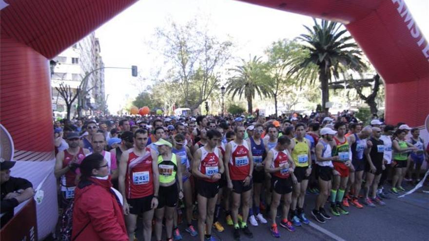 Quejas por el servicio de fisioterapia de la media maratón de Cáceres