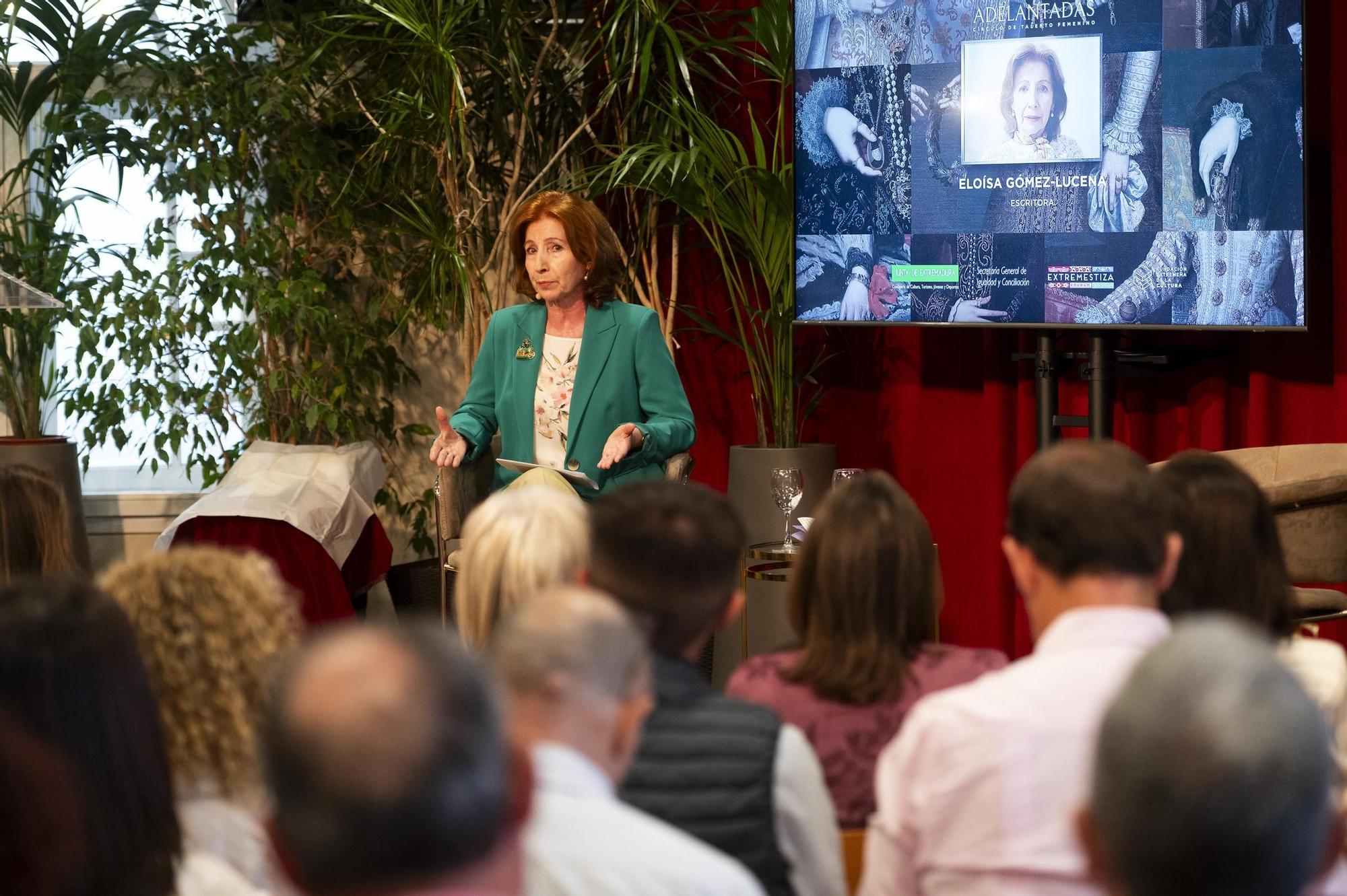 Mujeres con talento extremeño que recorren el mundo