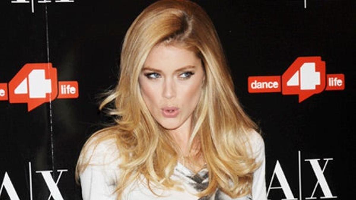 Doutzen Kroes y Armani concienciados contra el SIDA