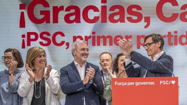 Salvador Illa (dreta), després de guanyar les eleccions del maig del 2024. | MANU MITRU