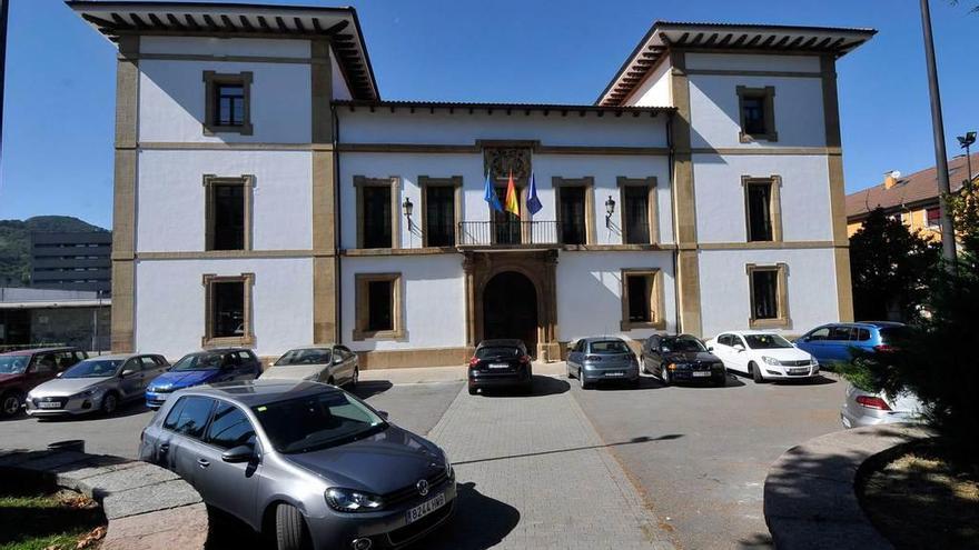 El reformado palacete del Instituto Bernaldo de Quirós.