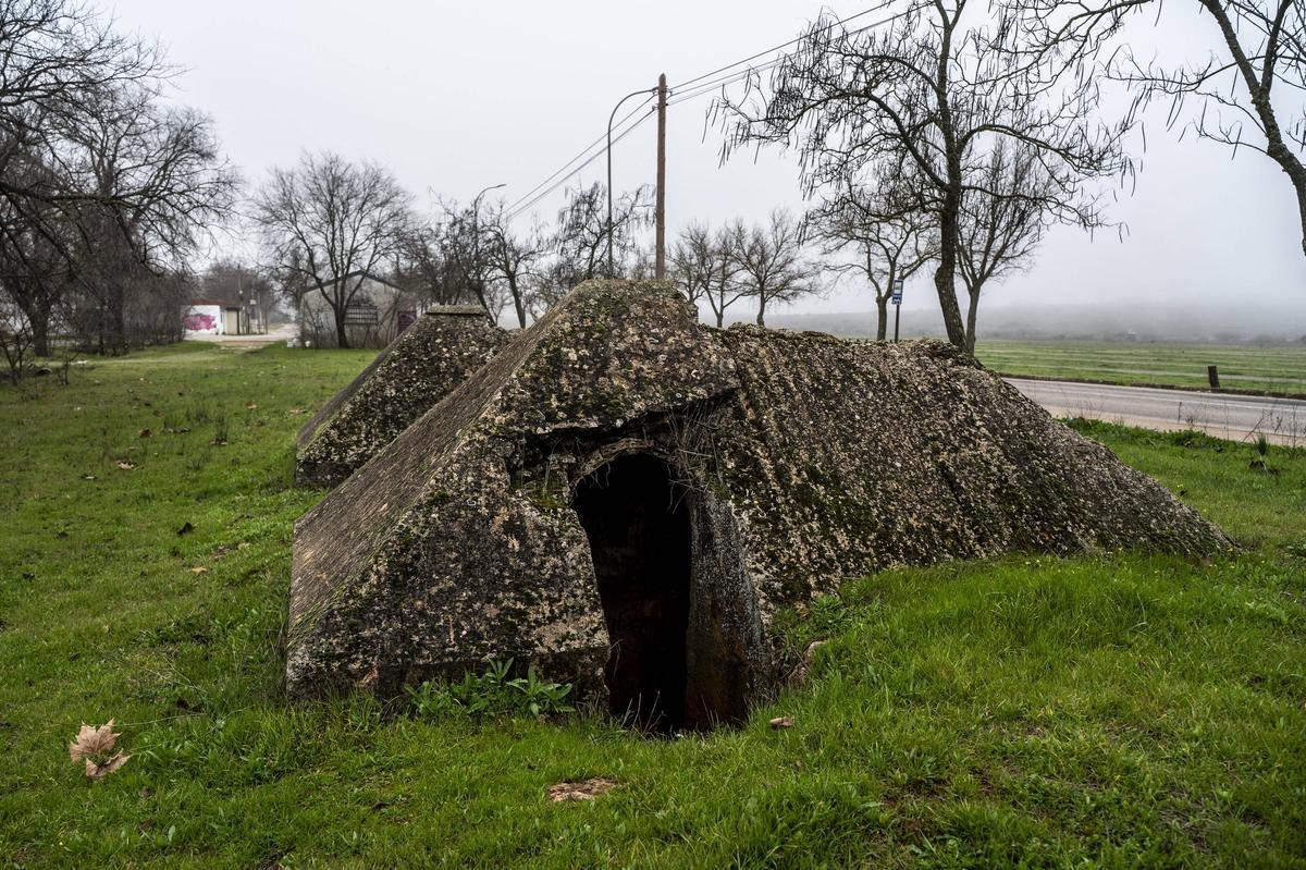 FOTOGALERÍA | Restos de los refugios antiaéreos de Cáceres junto al recinto ferial