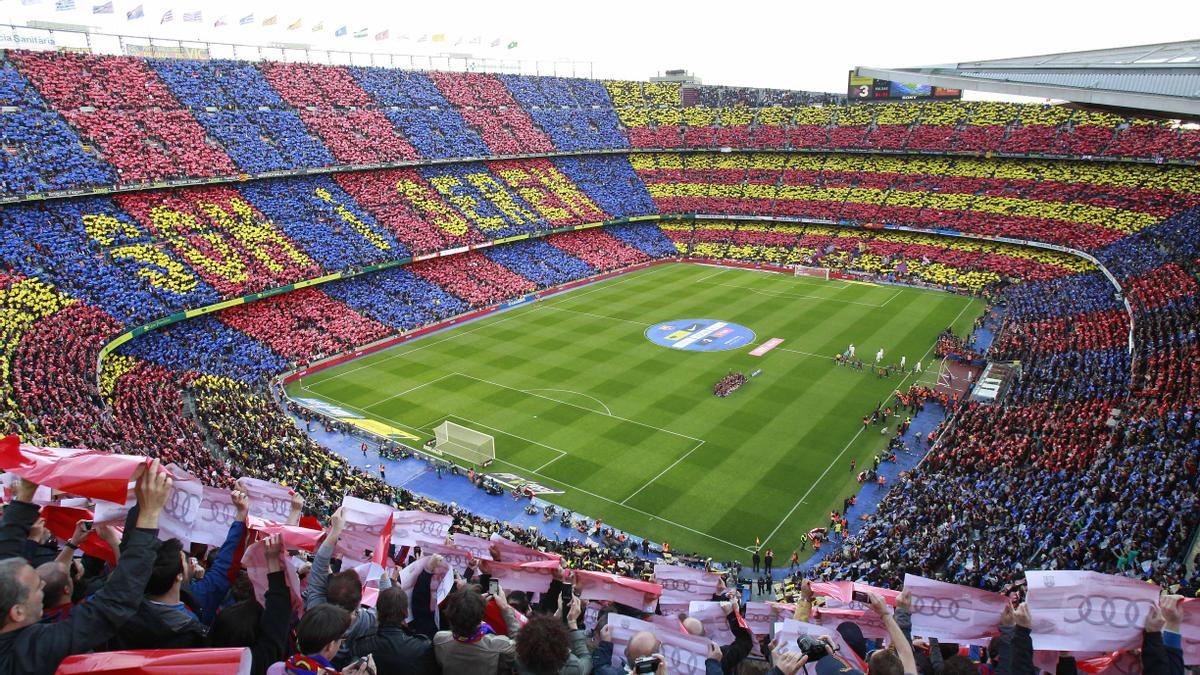 ¡Qué emocionante! El Camp Nou, en pie y entre aplausos para recibir a Ansu Fati