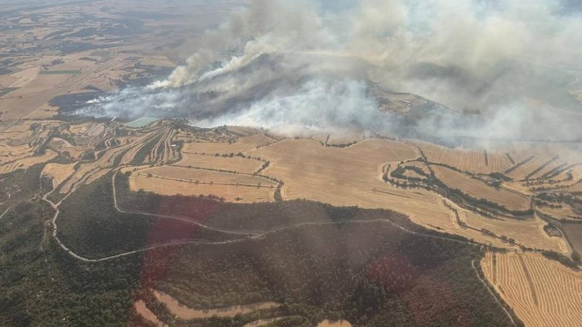 Incendio en Artesa de Segre, este miércoles.