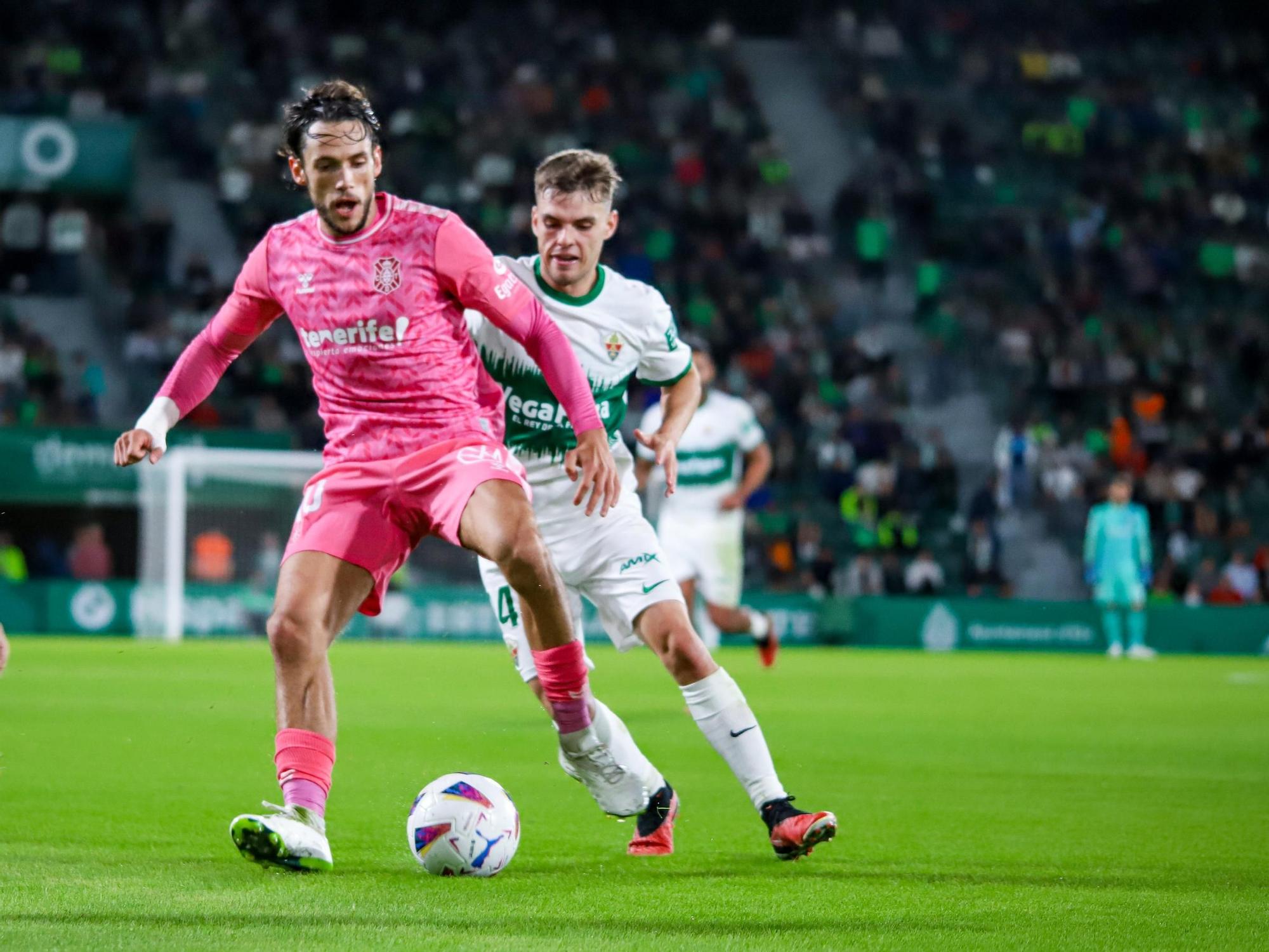 El partido del Elche CF - CD Tenerife, en imágenes