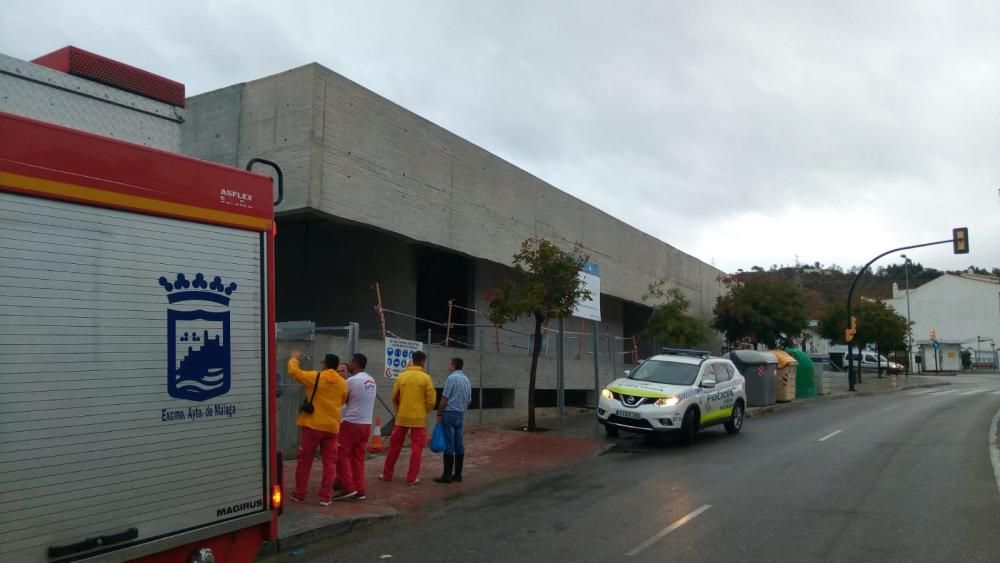 Daños en el pabellón de balonmano de Puerto de la Torre.