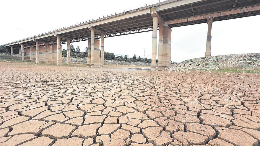 La Confederación del Júcar insta a los ayuntamientos a ahorrar agua y avisa que lo peor está por llegar