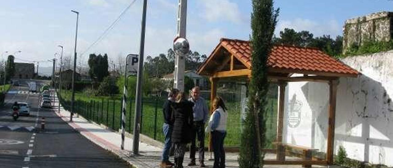 La calle Ceán en la zona del cementerio de Nigrán. // D.P.