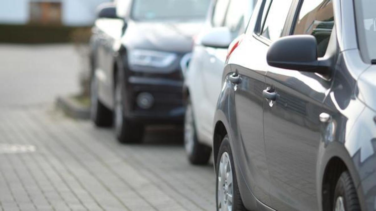 Si tienes un coche negro, estás contribuyendo a que en tu ciudad haga más calor, según una universidad europea