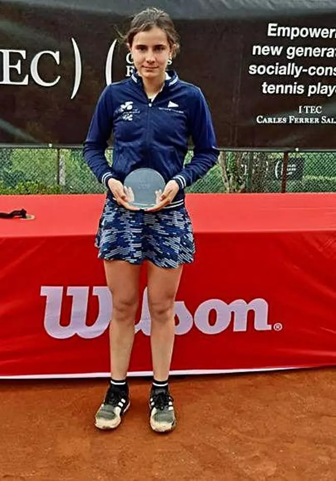 Tenis: La asturiana Eugenia Menéndez Zozaya, vencedora de la I TEC Cup sin perder un set
