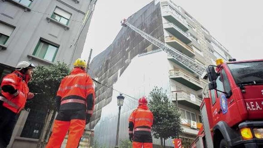 Una intervención anterior de los bomberos. // Iñaki Abella