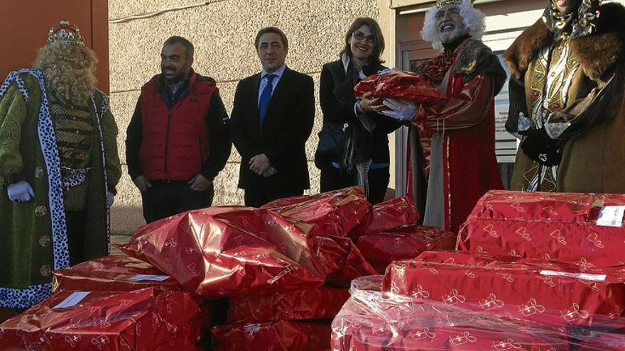 Los Reyes Magos repartirán 130 juguetes a niños desfavorecidos de Cáceres