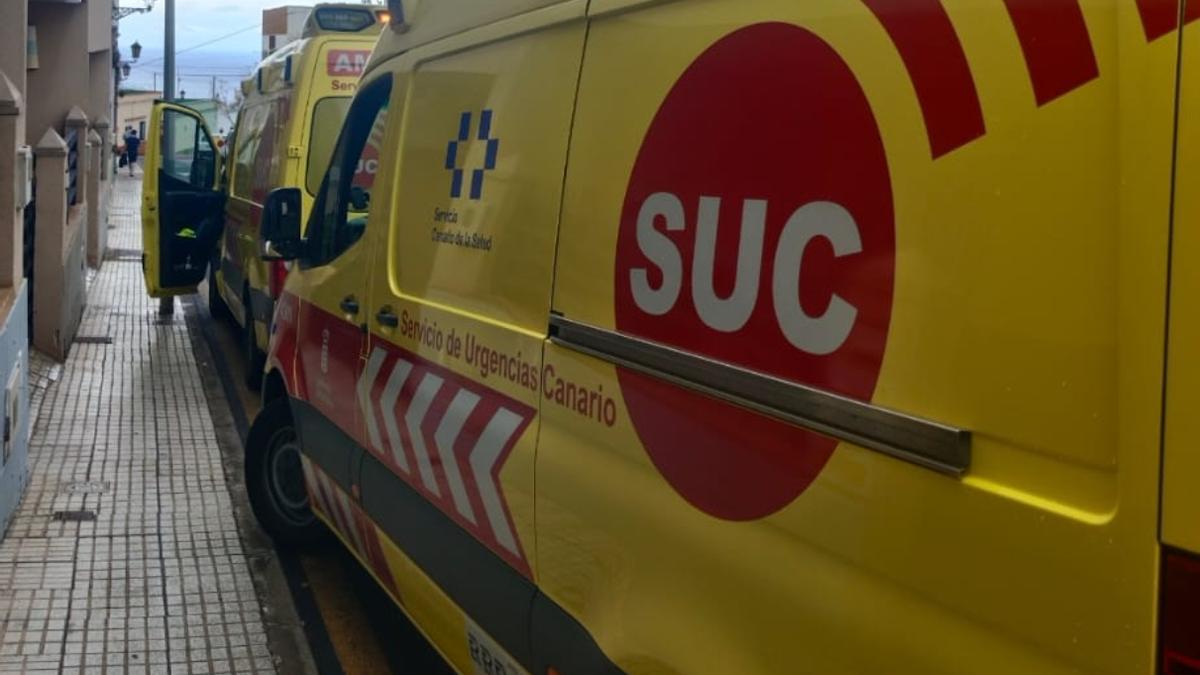 Dos ambulancias del SUC.