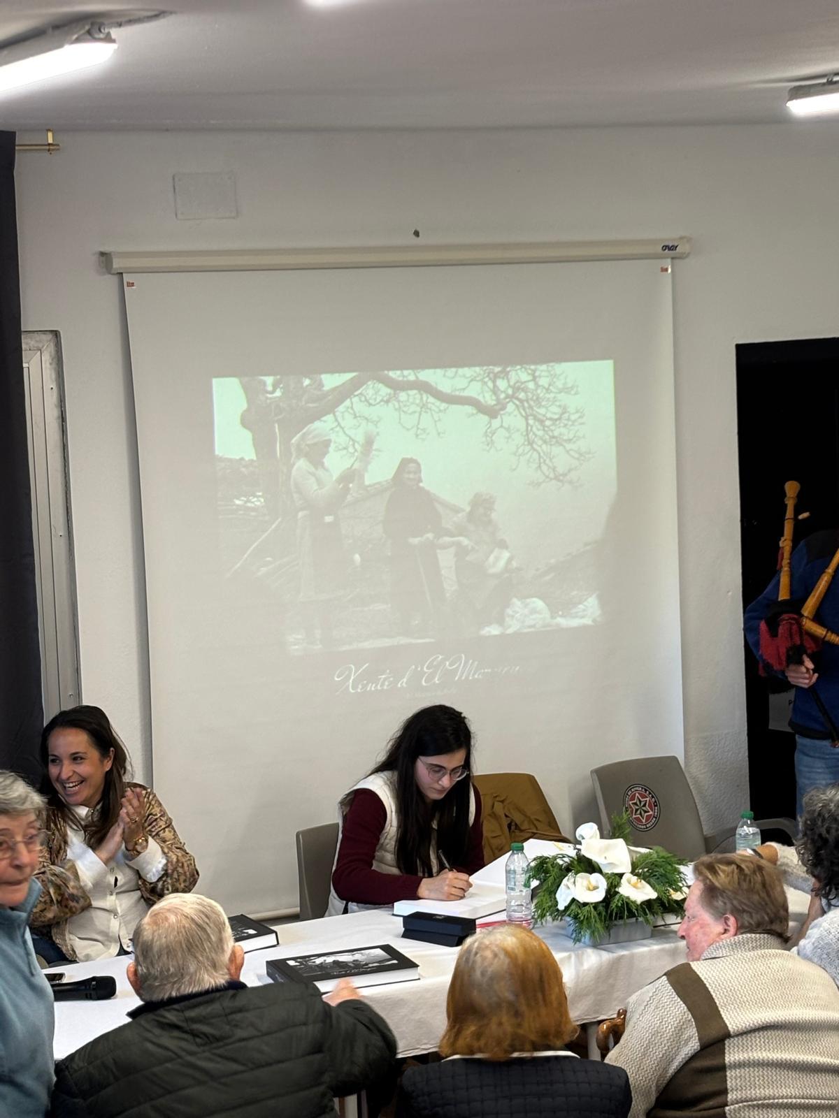 Presentado el libro "Xente d'El Mazucu", de Lena Valladares