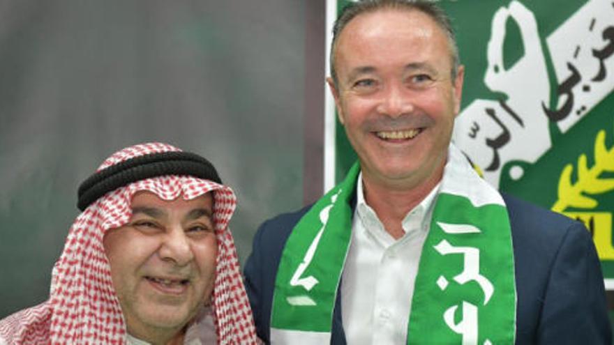 Juan Ignacio Martínez, presentado con el Al Arabi de Kuwait