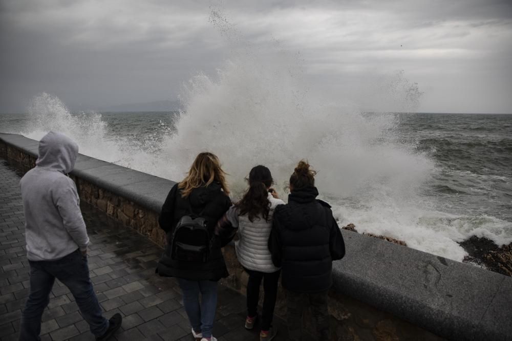 Fort onatge al litoral gironí