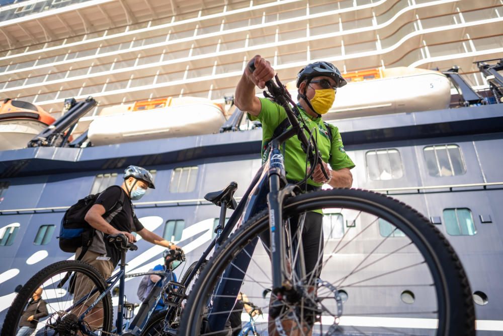 Llega el primer crucero a Santa Cruz de Tenerife