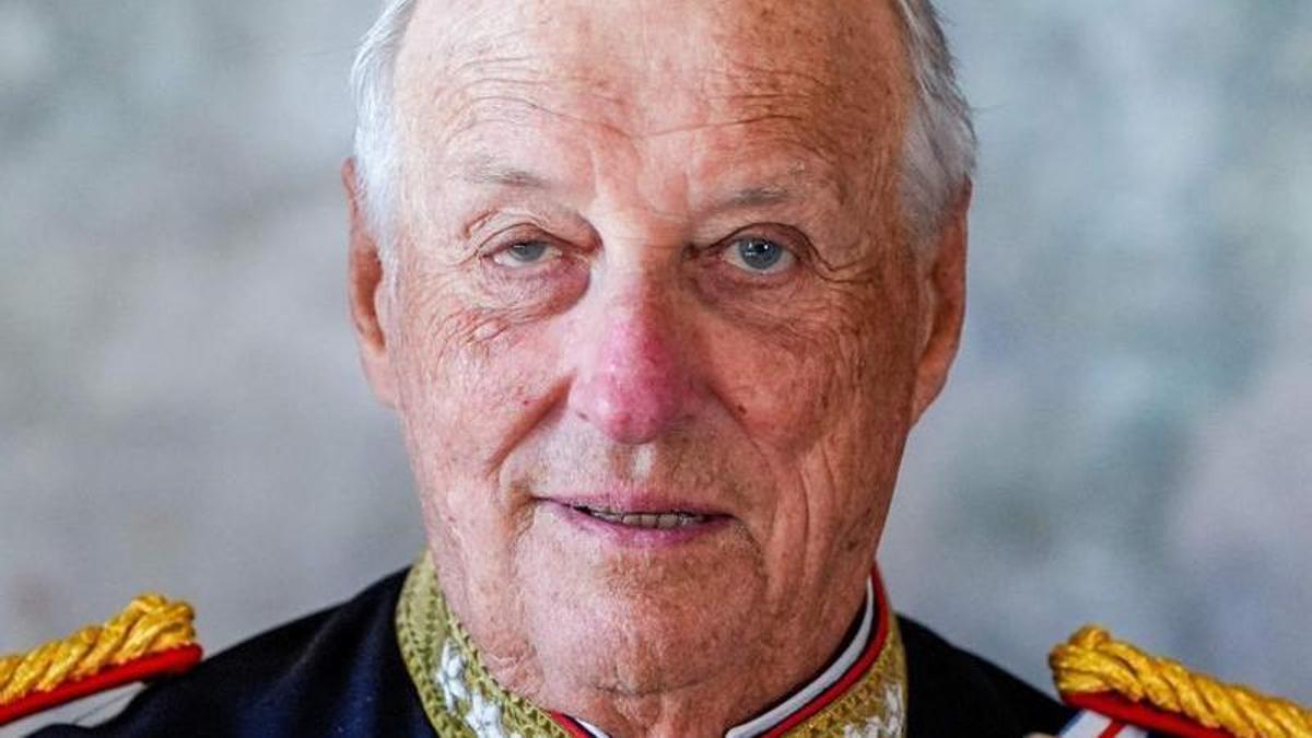Harald V, en un acte oficial el 8 d’abril del 2025. | LISE ÅSERUD / NTB / AFP