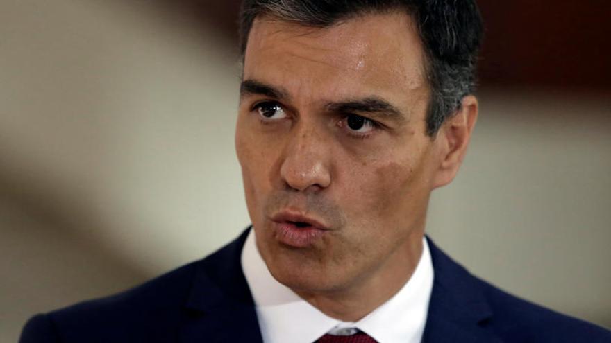 Sánchez demana a Torra que iniciï el diàleg entre catalans