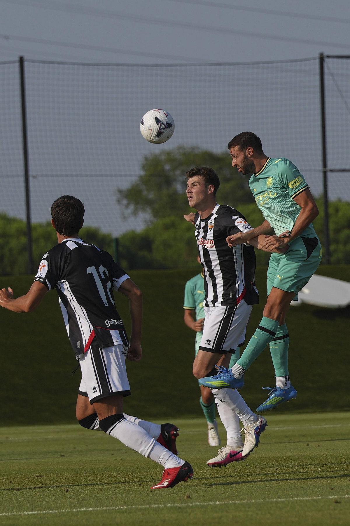Les imatges del partit amistós entre el Girona i el Castelló