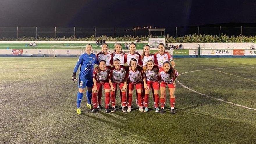 El Santa Teresa vence con autoridad en Canarias y afianza así su liderato