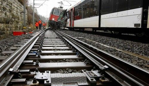 Choque de dos trenes en Suiza