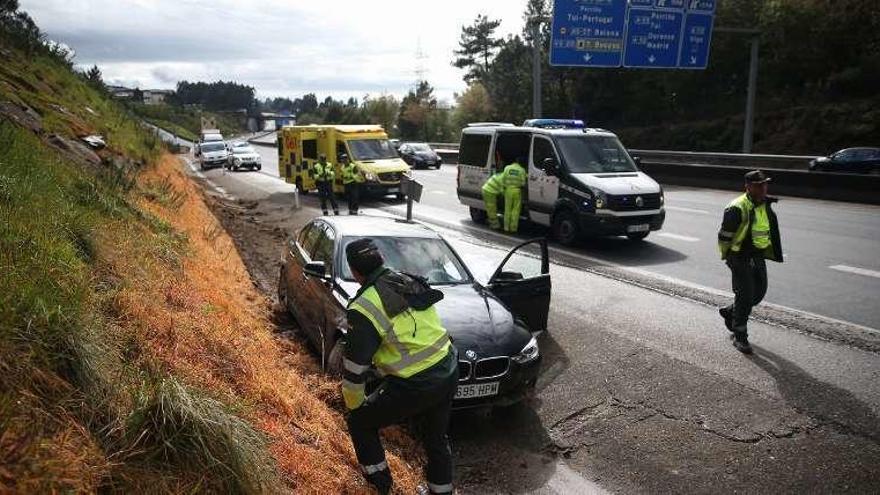 El vehículo del accidente mortal en Vigo.