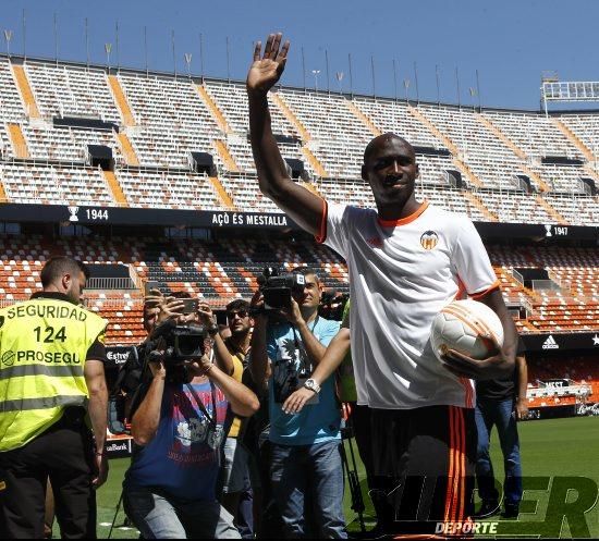 Así ha sido la presentación de Garay y Mangala