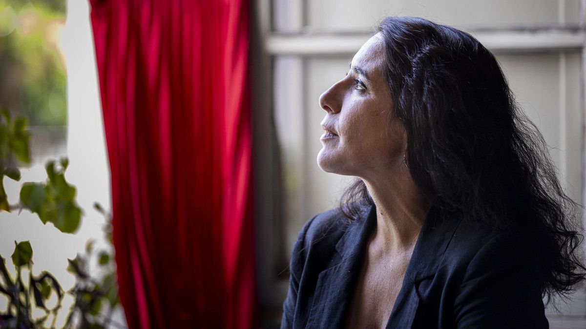 Delia García, impulsora del movimiento 'Vestits Vermells' de Montcada i Reixac.