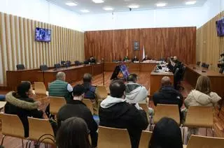 El pésimo sonido de la «macrosala» de la Ciudad de la Justicia de Vigo continúa sin solución alguna