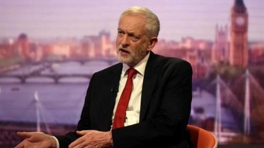 Corbyn considera que May «no té cap credibilitat».