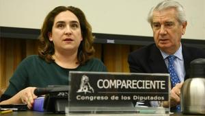 Ada Colau, durante su intervención en el Congreso. AGUSTÍN CATALÁN