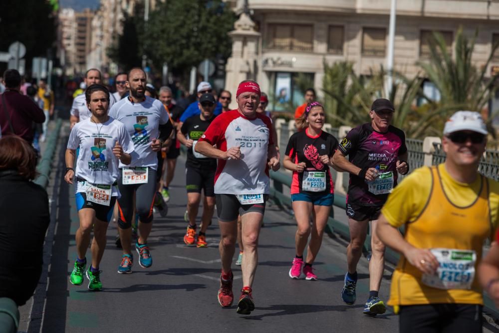 Hassanne Ahouchar gana el 44 maratón de Elche