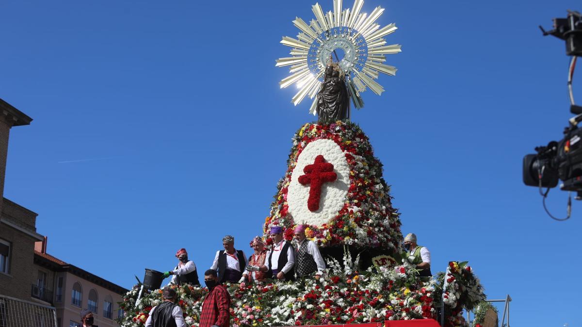 FOTOGALERÍA | La Ofrenda de Flores de estas Fiestas del Pilar 2021 II