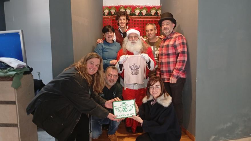 La iniciativa solidaria de la Escuela de Música de Tineo recauda 233 euros para "El Ángel de Javi"