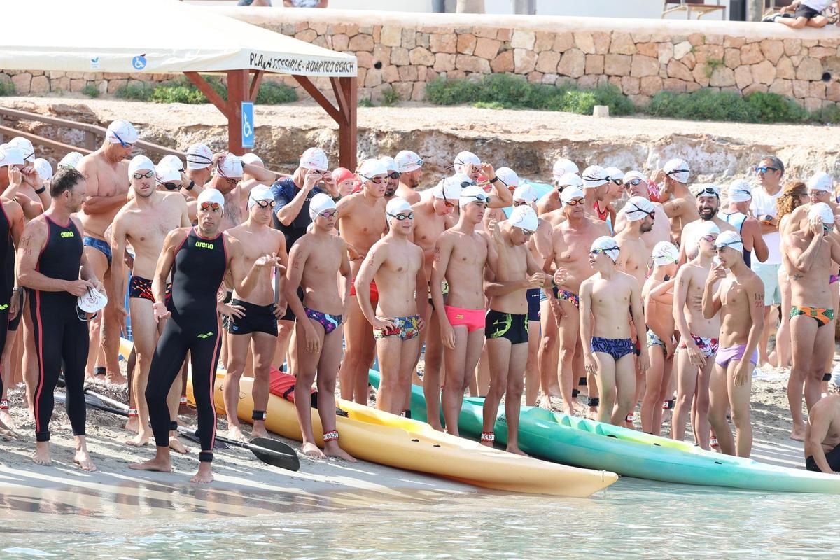 Galería: imágenes de la X edición de la Travesía Canal de Sant Antoni