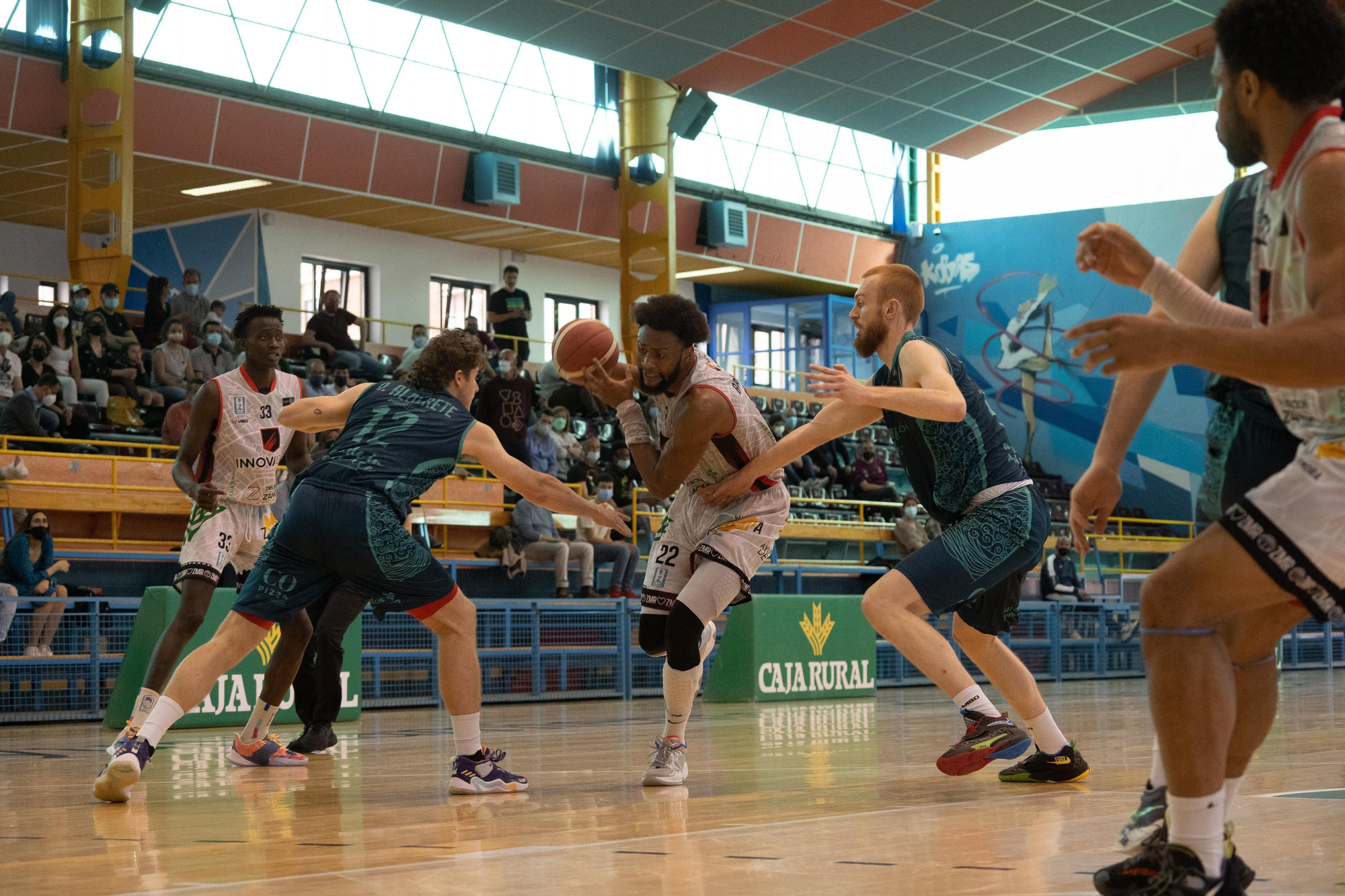 Triunfo para soñar del Zamora Enamora ante Hestia Menorca (91-80)