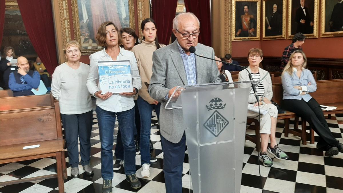 El presidente de la asociación del Coll d&#039;en Rabassa, Joan Fortesa ha intervenido en el pleno.