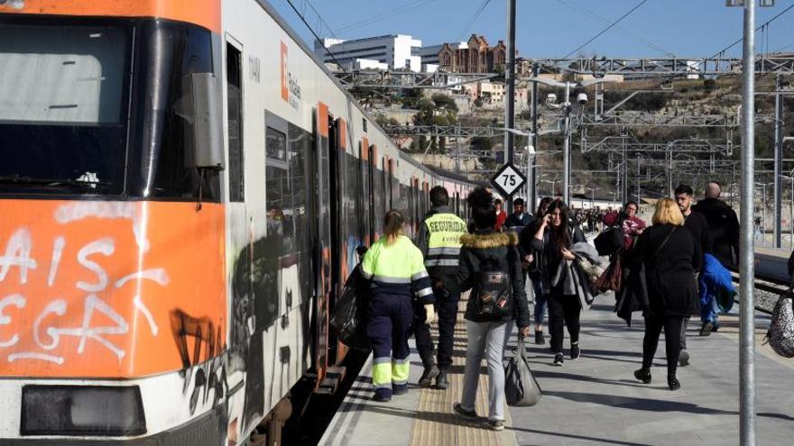 Ensurt l&#039;endemà de restablir el servei de Renfe a Manresa per un tren avariat