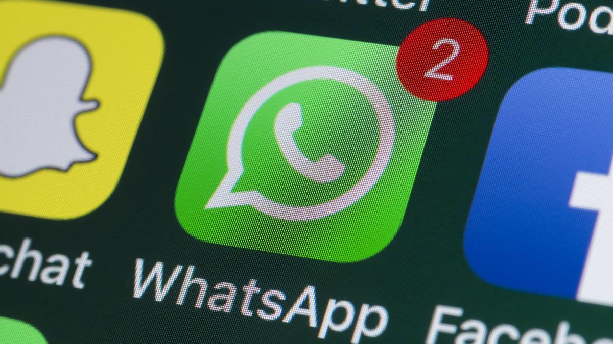 Los teléfonos móviles en los que WhatsApp deja de funcionar a partir de abril de 2023.