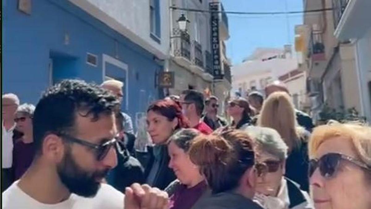 Calp se planta contra el derribo de una casa del casco antiguo: así ha sido la protesta espontánea