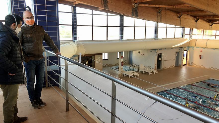 La piscina de Almassora estrena red de distribución del aire para garantizar la desinfección