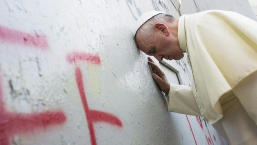 El Papa Francisco ofrece "su casa" a palestinos e israelíes