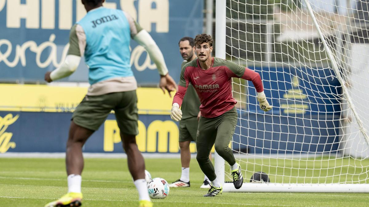 Diego Conde, portero del Villarreal que se marcha cedido al Real Betis.