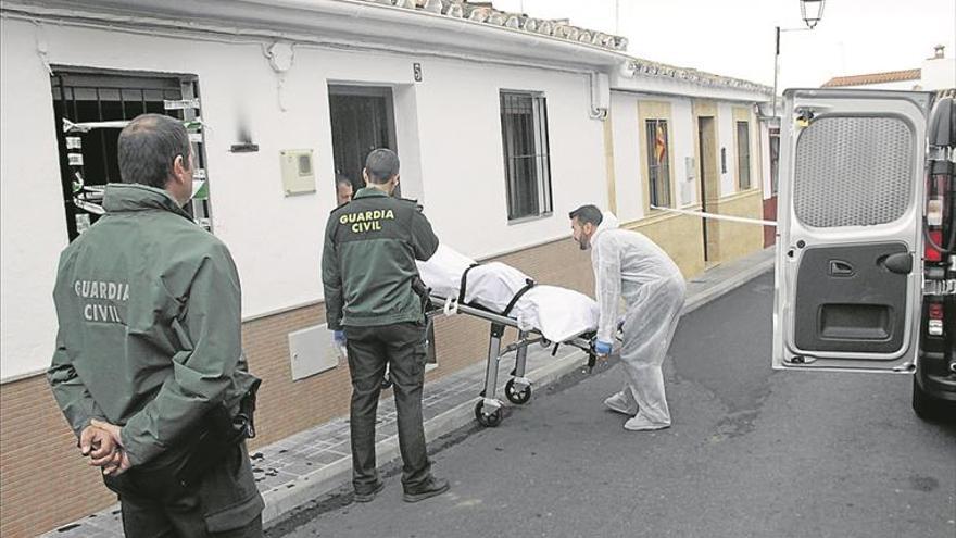 Un profesor muere en Adamuz tras arder su vivienda por un brasero eléctrico