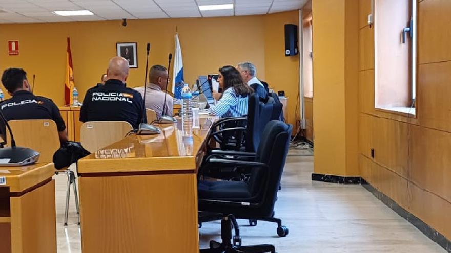 El acusado de matar a un hombre en Tenerife dice que fue en legítima defensa