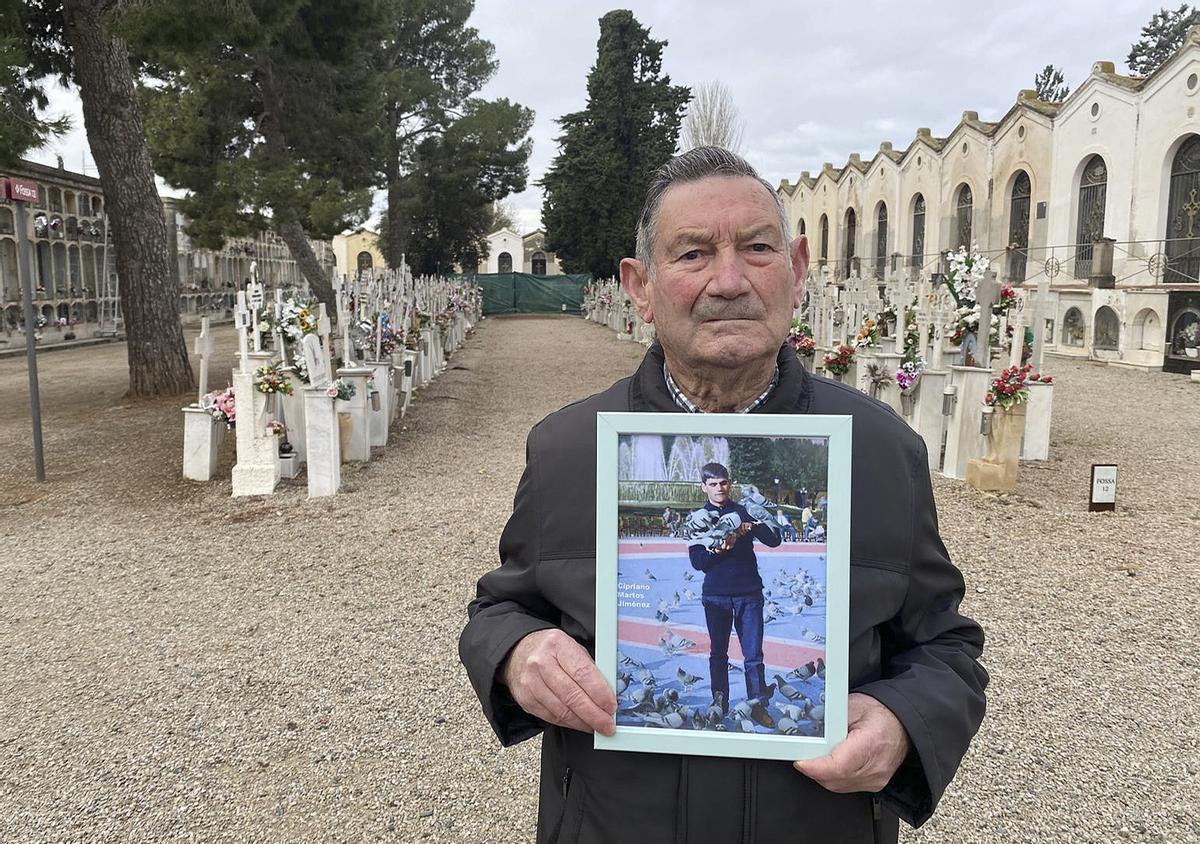 Buscant el cos de Cipriano Martos, l’antifranquista que va morir per beure àcid sulfúric