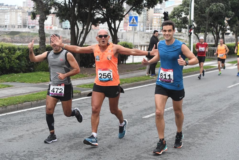 Búscate en la Coruña42 y en la Coruña10